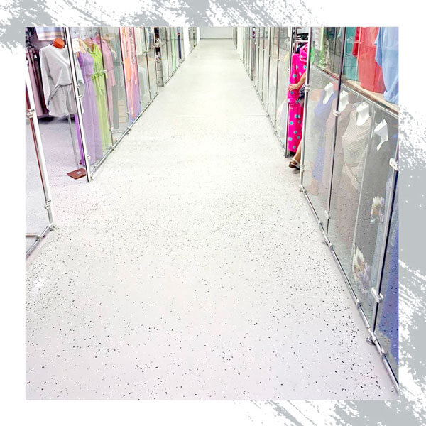 Устройство наливного пола в Доме бытовых услуг в Кургане